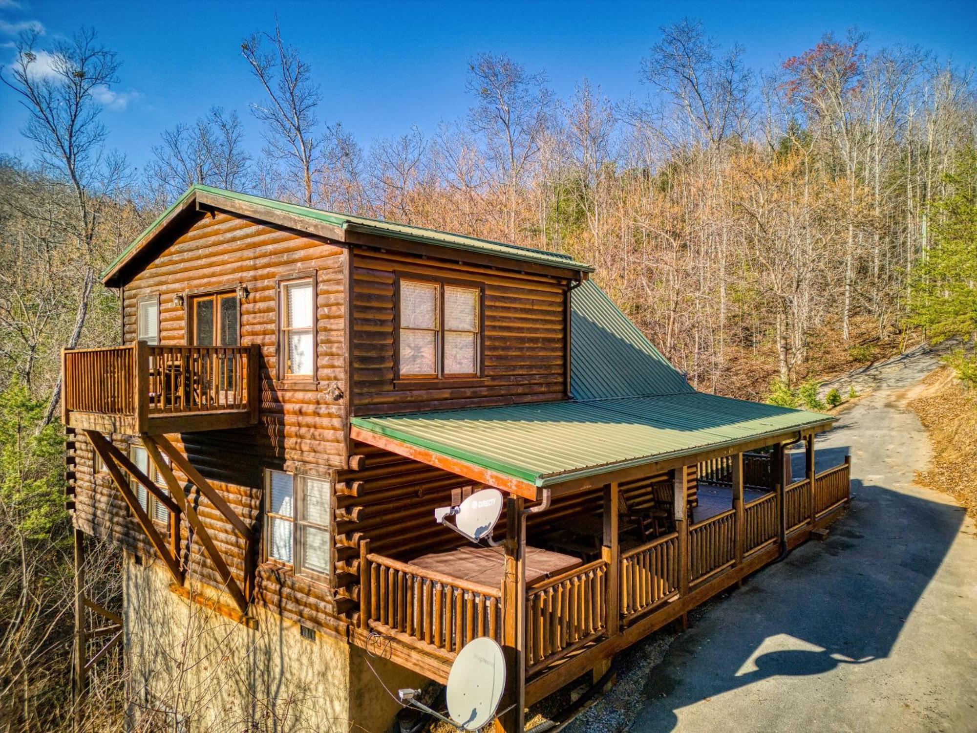 Heavenly Bear, Hot Tub, 1089 Of Free Attraction Tickets For Each Paid Day, Dollywood And More Sevierville Exterior photo